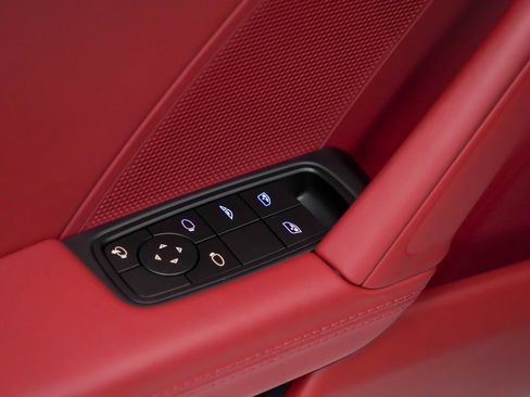 Certified 2025 Porsche 911 Carrera image 19