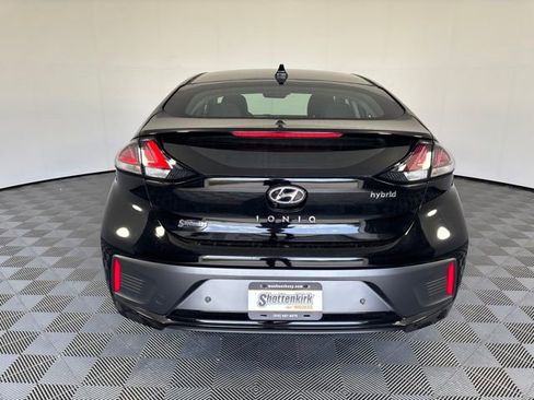 Used 2020 Hyundai Ioniq Limited FWD image 32