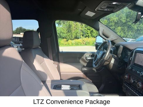 Used 2021 Chevrolet Silverado 2500 LTZ w/ LTZ Premium Package AWD/4WD image 15