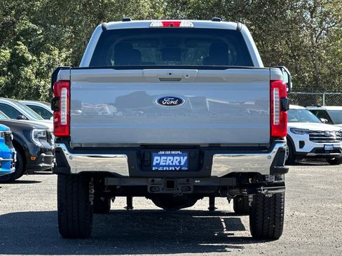 New 2025 Ford F250 Lariat w/ Chrome Package image 4