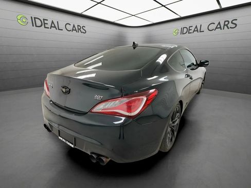 Used 2014 Hyundai Genesis 2.0T RWD image 5