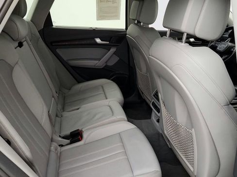 Used 2019 Audi Q5 2.0T Premium Plus w/ Premium Plus Package image 24