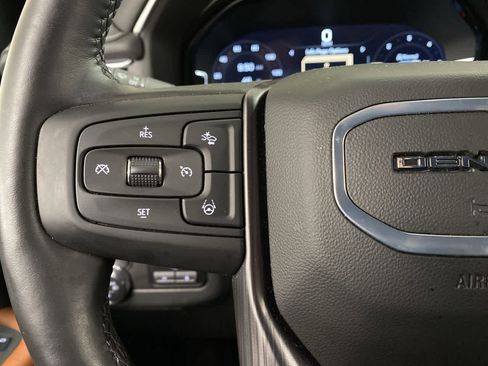 Used 2024 GMC Yukon Denali Ultimate image 21