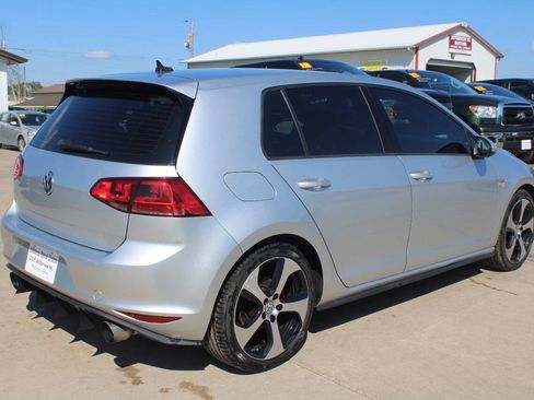 Used 2016 Volkswagen GTI S FWD image 8