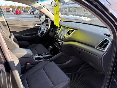 Used 2016 Hyundai Tucson Sport image 7
