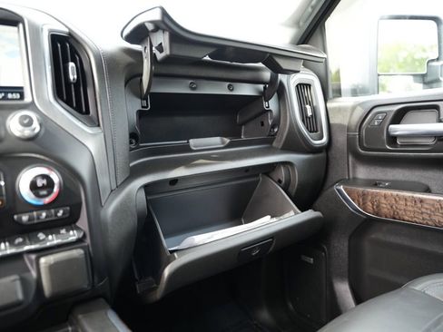 Used 2021 GMC Sierra 3500 Denali w/ Denali Ultimate Package AWD/4WD image 50