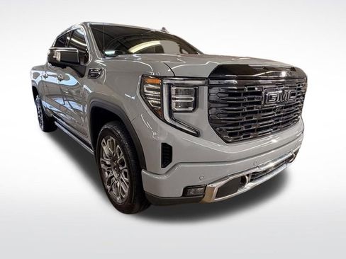 Used 2025 GMC Sierra 1500 Denali Ultimate AWD/4WD image 7