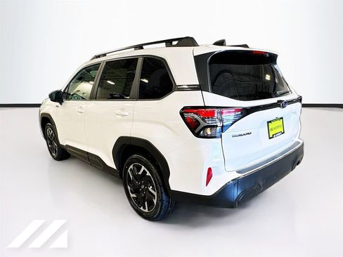 New 2026 Subaru Forester Premium AWD/4WD image 7