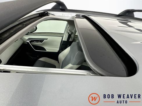 Used 2020 Toyota RAV4 XLE w/ Convenience Package image 23