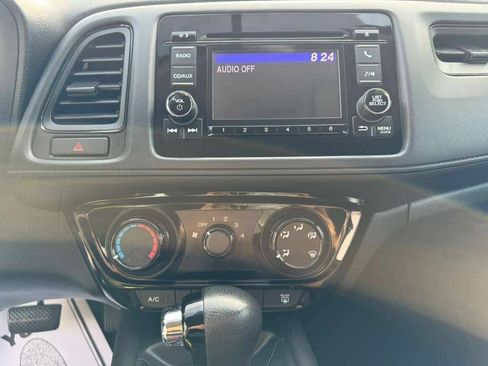 Used 2016 Honda HR-V LX image 28
