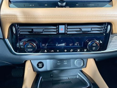 New 2026 Nissan Rogue Platinum AWD/4WD image 14