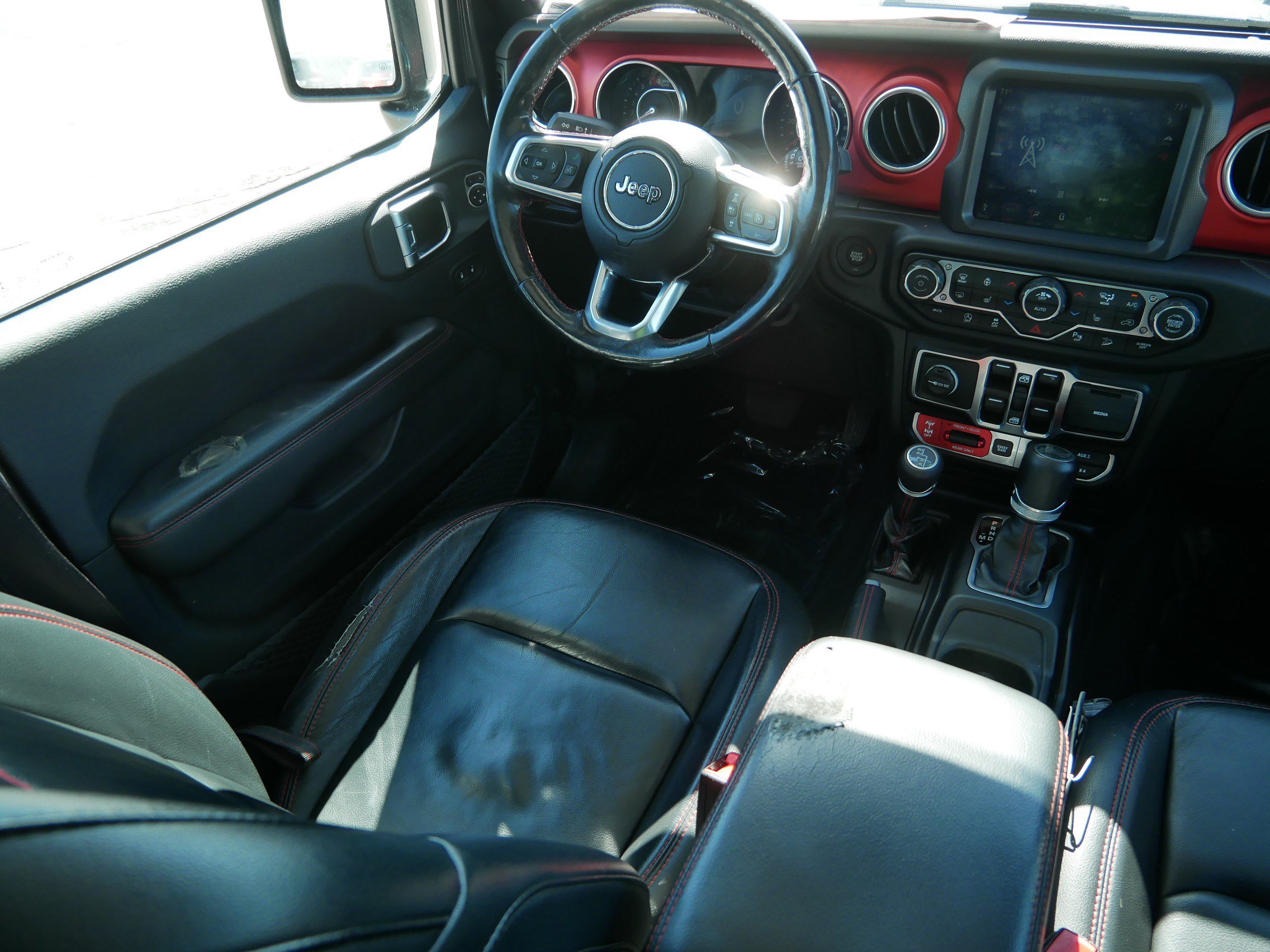 Used 2019 Jeep Wrangler Unlimited Rubicon AWD/4WD image 9