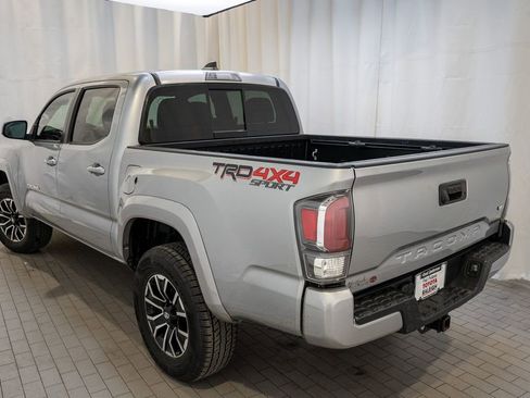 Certified 2020 Toyota Tacoma TRD Sport image 4