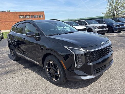 New 2026 Kia Sportage EX FWD image 1