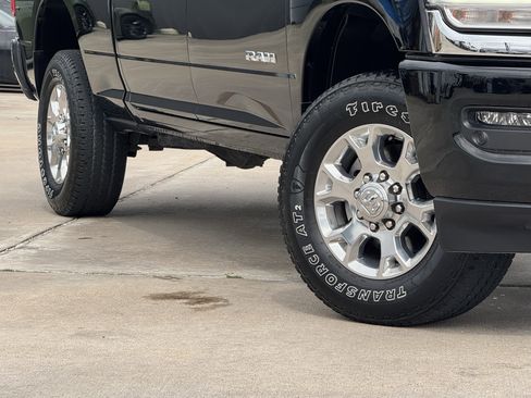 Used 2024 RAM 2500 Laramie image 12