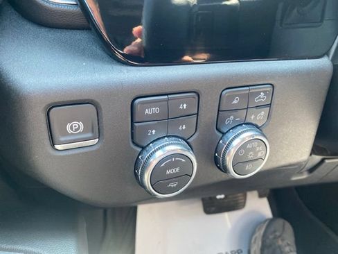 Used 2024 GMC Sierra 1500 Elevation w/ Elevation Premium Package AWD/4WD image 20