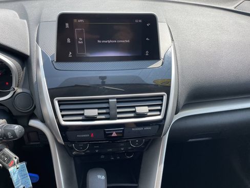 Used 2019 Mitsubishi Eclipse Cross LE AWD/4WD image 18