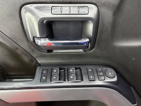 Used 2015 Chevrolet Silverado 2500 LTZ AWD/4WD image 7