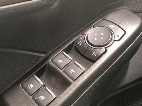 Used 2021 Ford Escape SE w/ Cold Weather Package image 27