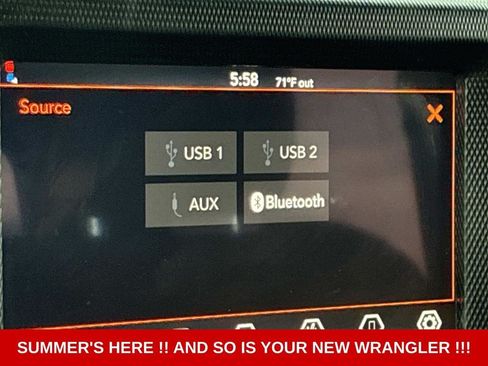 Used 2022 Jeep Wrangler Sport AWD/4WD image 33