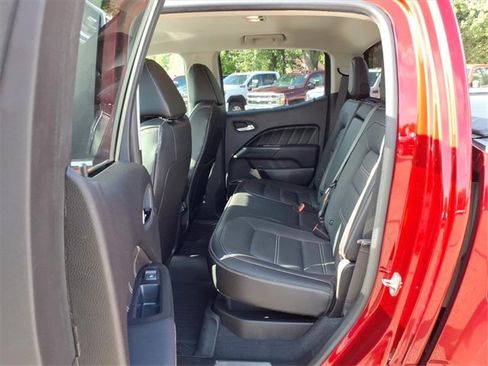 Used 2021 GMC Canyon Denali image 11