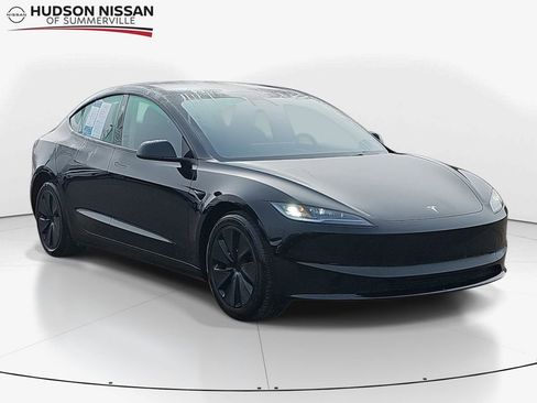 Used 2025 Tesla Model 3 Long Range image 1