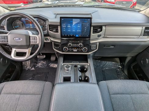 Used 2024 Ford Expedition Max XLT RWD image 15