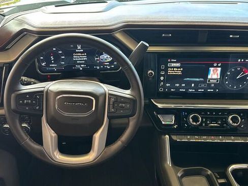 Used 2024 GMC Sierra 2500 Denali w/ Technology Package AWD/4WD image 14