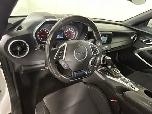 Used 2016 Chevrolet Camaro LT RWD image 13