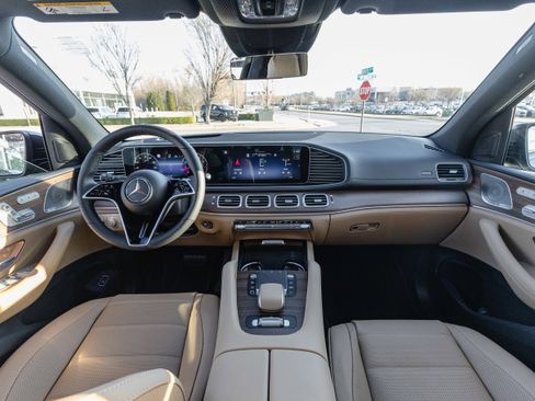 New 2026 Mercedes-Benz GLE 580 4MATIC image 18