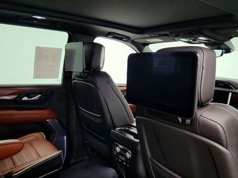 Used 2023 GMC Yukon Denali Ultimate w/ LPO, Floor Liner Package image 27
