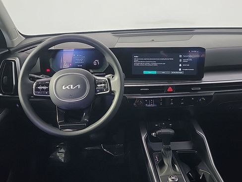 Certified 2025 Kia Sorento LX FWD image 20