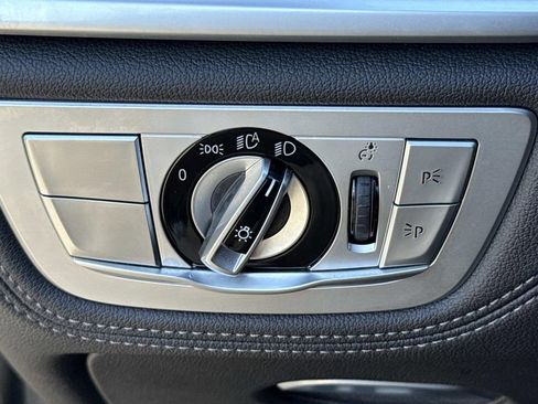 Used 2022 BMW 750i xDrive w/ Executive Package image 47