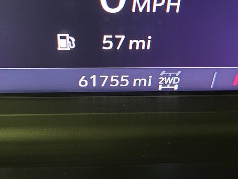 Certified 2021 Chevrolet Silverado 1500 LT Trail Boss w/ Convenience Package II image 18