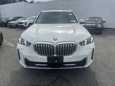 Used 2025 BMW X5 xDrive40i w/ Premium Package AWD/4WD image 2