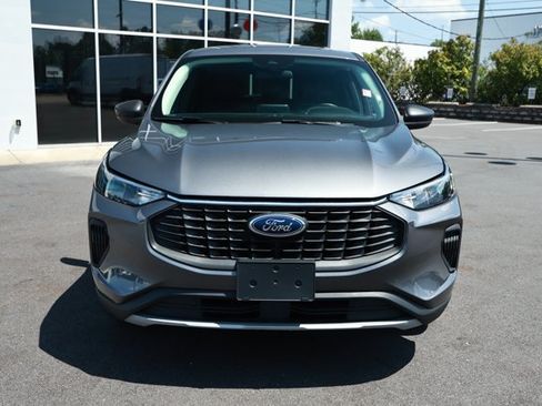 Used 2024 Ford Escape Active FWD image 2