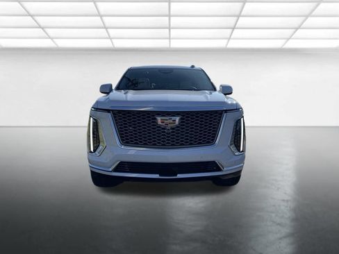 New 2026 Cadillac Escalade ESV Platinum Luxury w/ LPO, Radiant Package AWD/4WD image 9