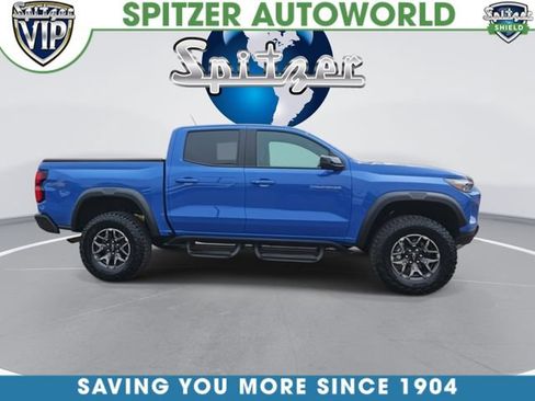 Used 2025 Chevrolet Colorado ZR2 AWD/4WD image 9