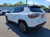 Certified 2022 Jeep Compass Limited image 4