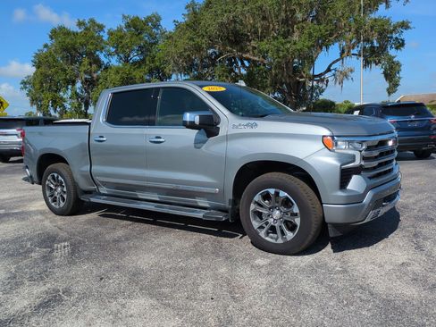 Used 2025 Chevrolet Silverado 1500 High Country RWD image 2