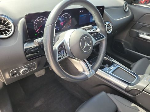 Certified 2025 Mercedes-Benz GLA 250 image 22