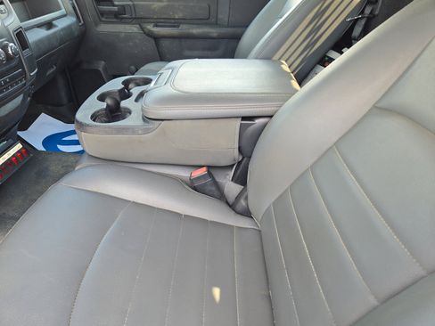 Used 2018 RAM 3500 Tradesman image 8