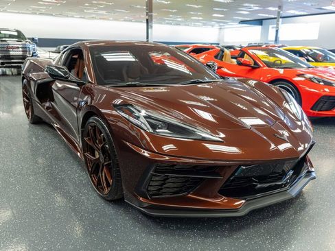 Used 2022 Chevrolet Corvette Stingray Coupe w/ 1LT image 3