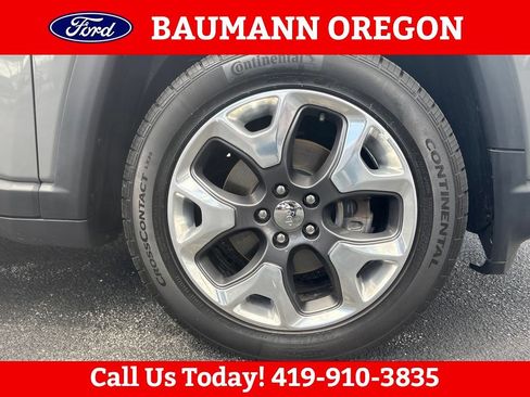Used 2020 Jeep Compass Limited FWD image 8