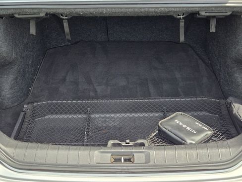 Used 2021 Nissan Maxima Platinum w/ Sport Mat Group FWD image 12