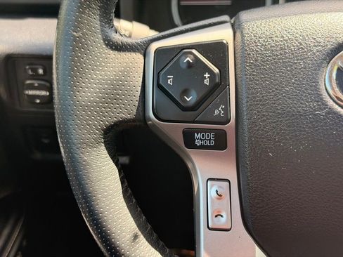 Used 2020 Toyota 4Runner Limited AWD/4WD image 27