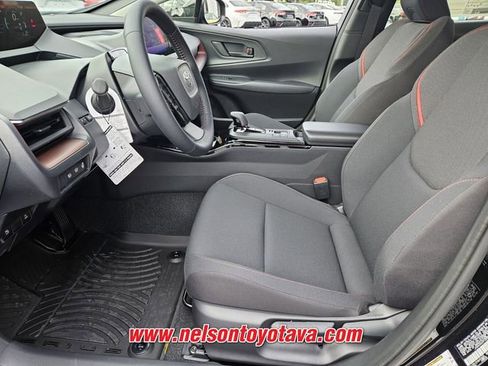 New 2026 Toyota Prius Plug-In Hybrid FWD image 6