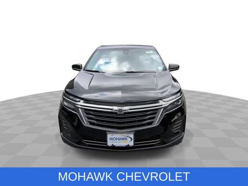 Used 2024 Chevrolet Equinox LS w/ LS Convenience Package AWD/4WD image 3