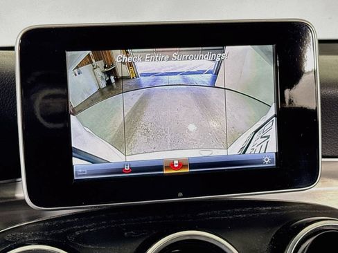 Used 2019 Mercedes-Benz GLC 300 4MATIC image 27