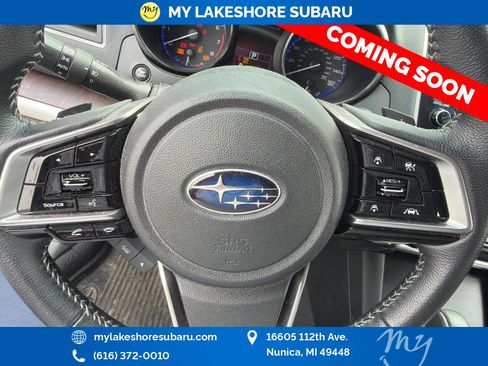 Used 2019 Subaru Outback 3.6R Limited AWD/4WD image 11